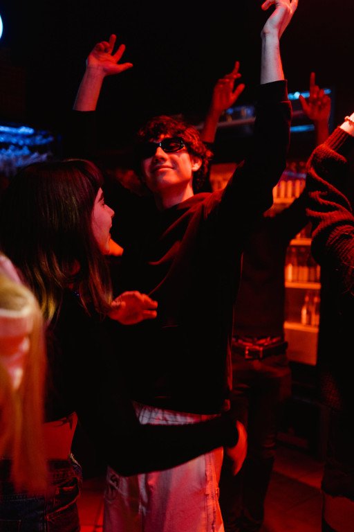 Best Bars and Dance Spots